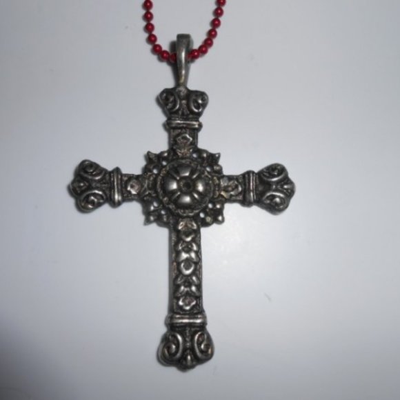 Vintage Cross on Rosary Bead Look Chain Halloween Costume - Picture 2 of 6